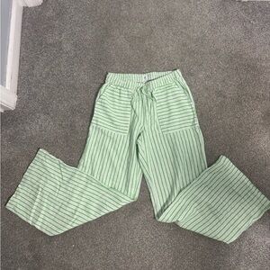Green white GAP pants girls size 12 summer pants